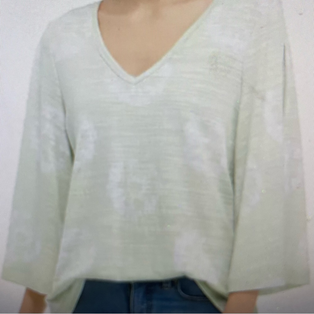 3/4 sleeve flare sleeve printed top